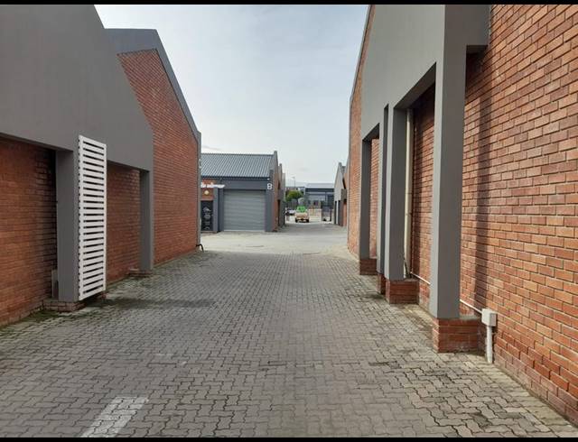 BUSINESS PROPERTY TO RENT IN FAIRVIEW